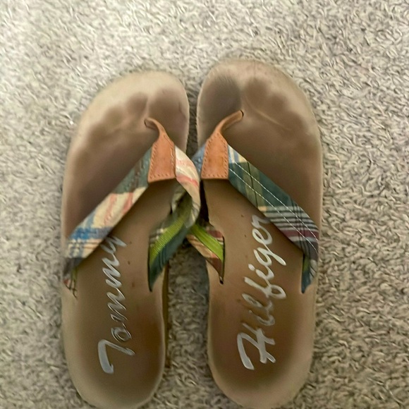 Tommy Hilfiger sandals - plaid design - Picture 1 of 2